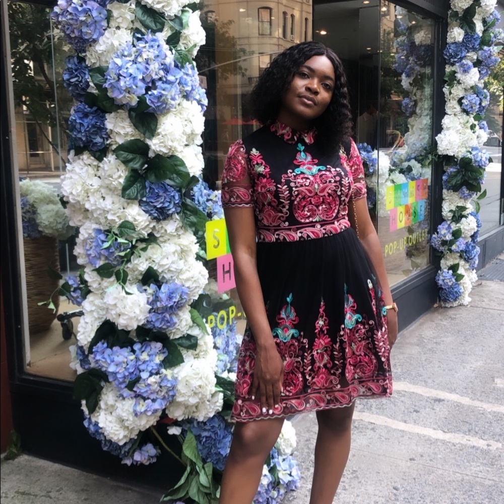 Floral tulle and embroidery dress size M